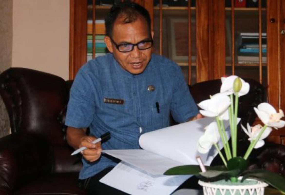 Camat Selebar Kota Bengkulu Sehmi